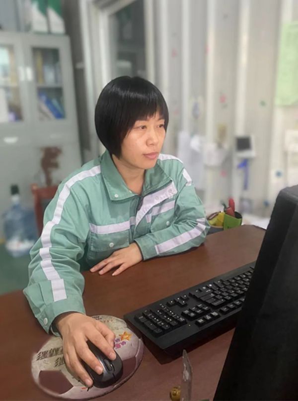 集團成立25周年征文| 一滕新材料設備管理部:張風玲