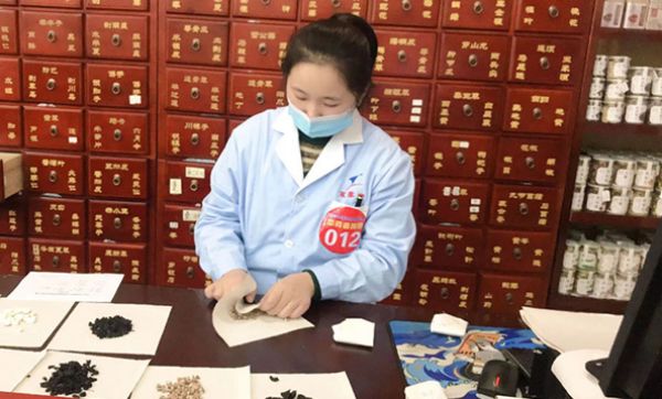 集團(tuán)成立25周年征文| 肥城一滕醫(yī)藥公司：李愛民