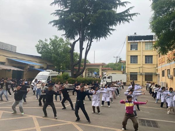 【五一特刊】寧陽一滕醫(yī)藥公司“慶五一、迎五四”趣味運動會、職工座談會圓滿成功